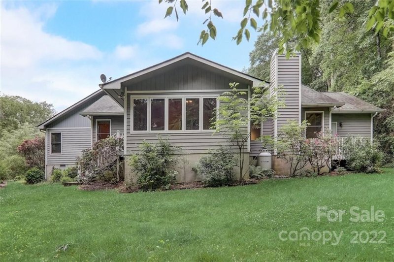 Property image 4 at 1 Llama Vista Court, Black Mountain, NC 28711