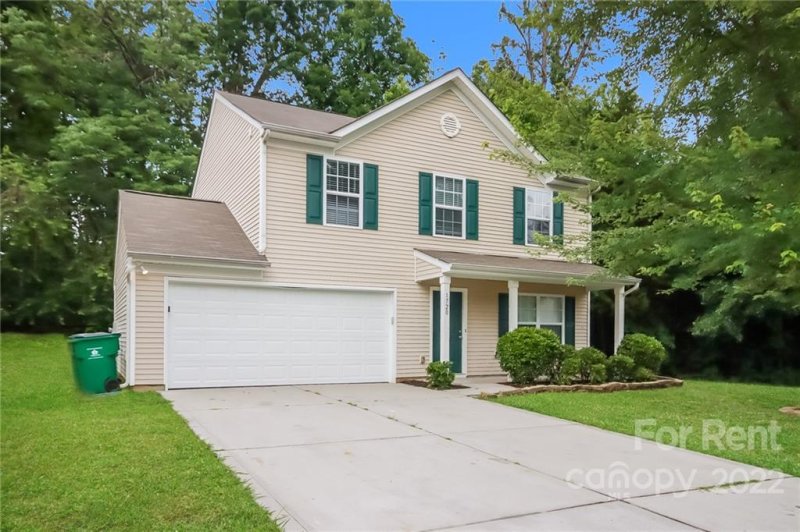 Property image 2 at 1720 Long Paw Lane, Charlotte, NC 28214