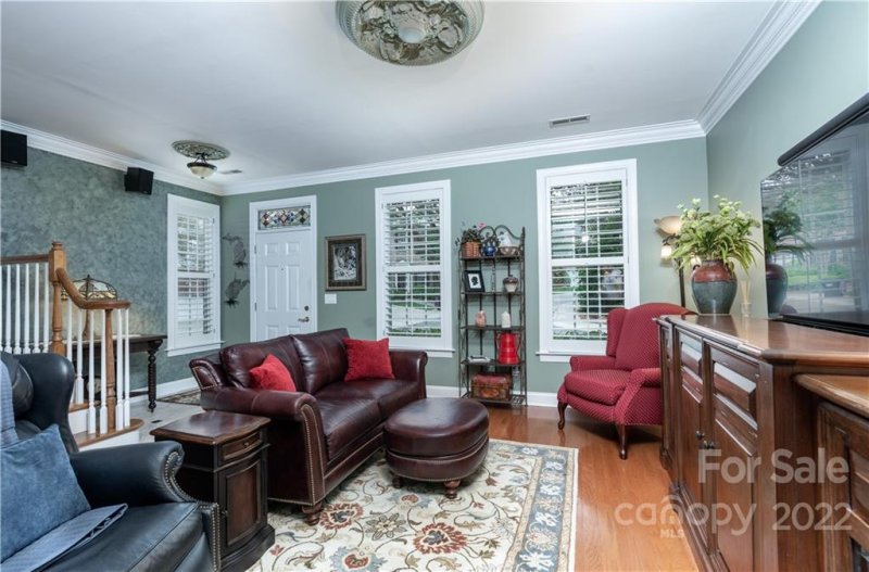 Property image 3 at 9259 Bonnie Briar Circle, Charlotte, NC 28277