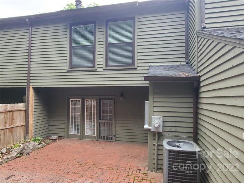 Property image 2 at 4340 Center Street, Hickory, NC 28601