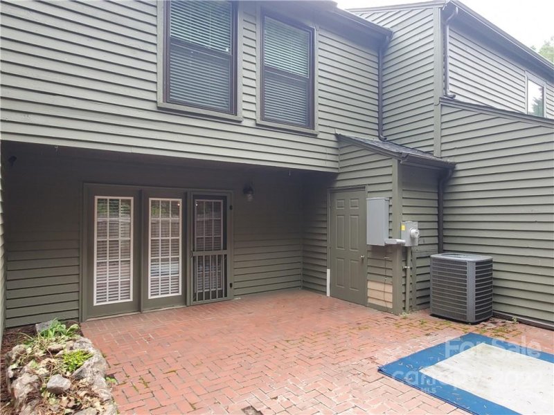 Property image 3 at 4340 Center Street, Hickory, NC 28601