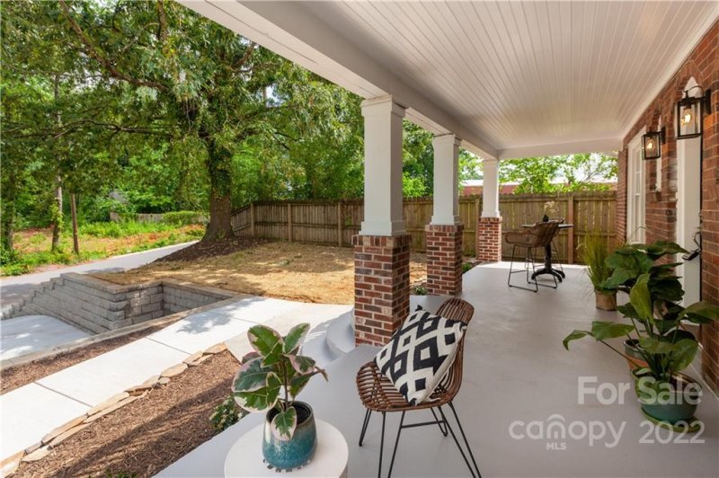 Property image 5 at 3419 Tappan Place, Charlotte, NC 28205