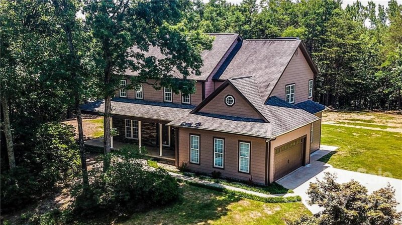 36 Angleblade Road