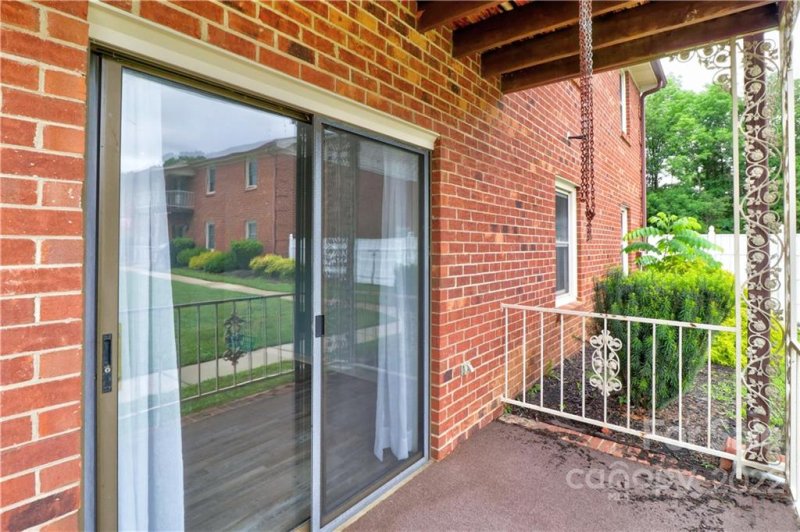 Property image 4 at 2113 Carriage Woods Lane, Kannapolis, NC 28081