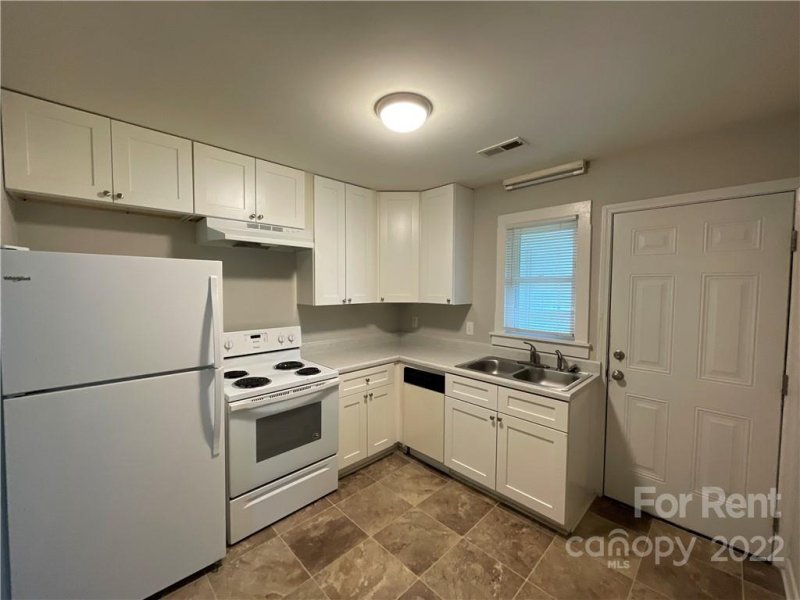 Property image 4 at 4201 Rutgers Avenue, Charlotte, NC 28206