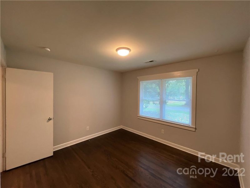 Property image 5 at 4201 Rutgers Avenue, Charlotte, NC 28206