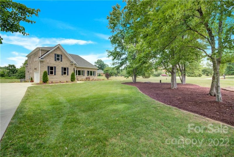 Property image 4 at 1025 Maremont Court, Weddington, NC 28104