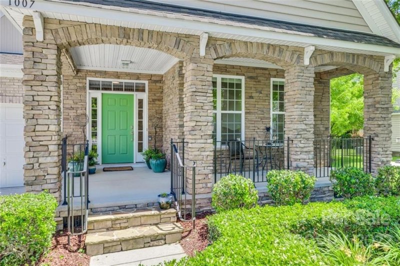Property image 2 at 1007 Kaiser Way, Fort Mill, SC 29715