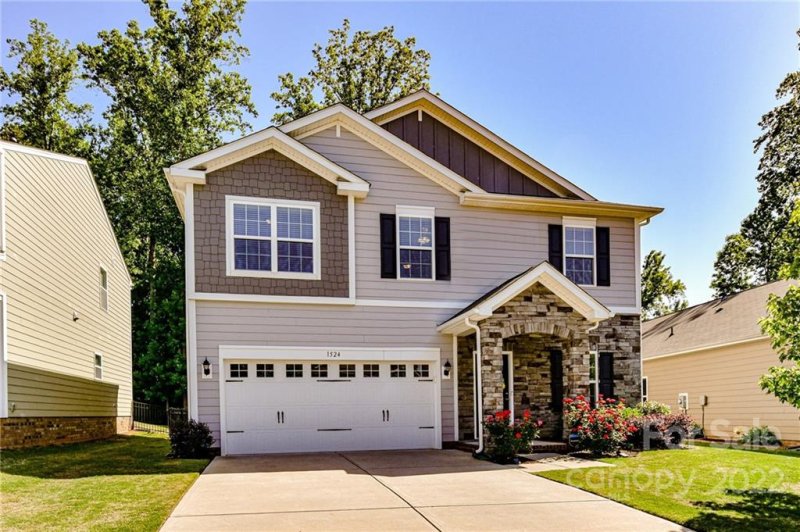 Property image 2 at 1524 Spring Blossom Trail, Fort Mill, SC 29708