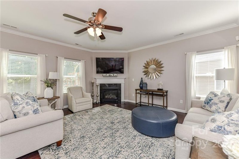 Property image 4 at 1524 Spring Blossom Trail, Fort Mill, SC 29708