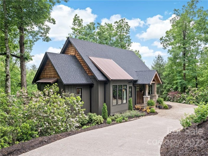 95 Mountain Home Trail