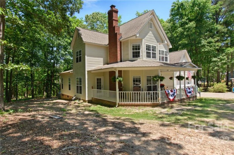 Property image 2 at 1552 Mack Drive, Mcconnells, SC 29726