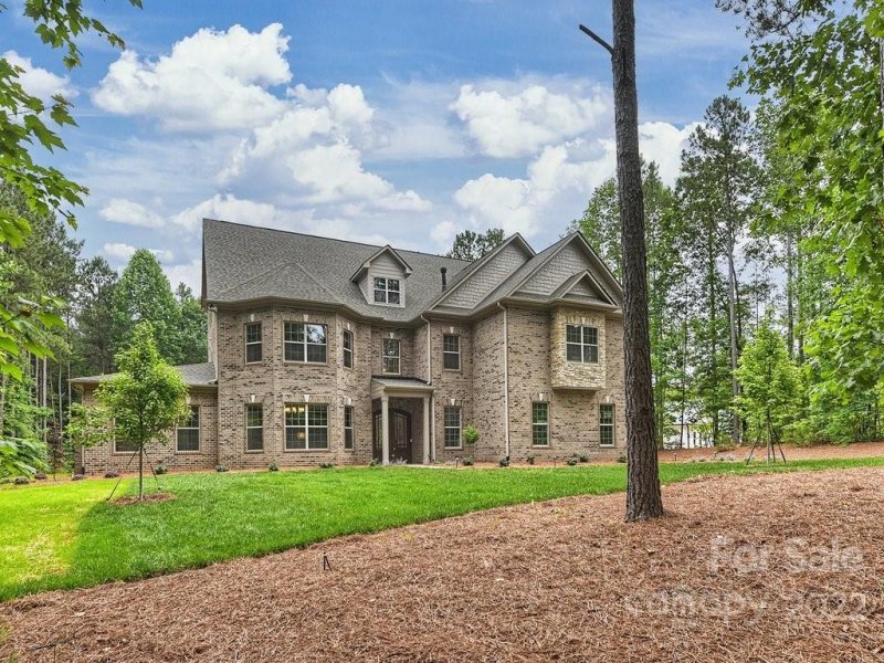 6593 Harbor Oaks Drive