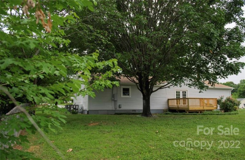 Property image 4 at 2602 Pine Forest Drive, Gastonia, NC 28056