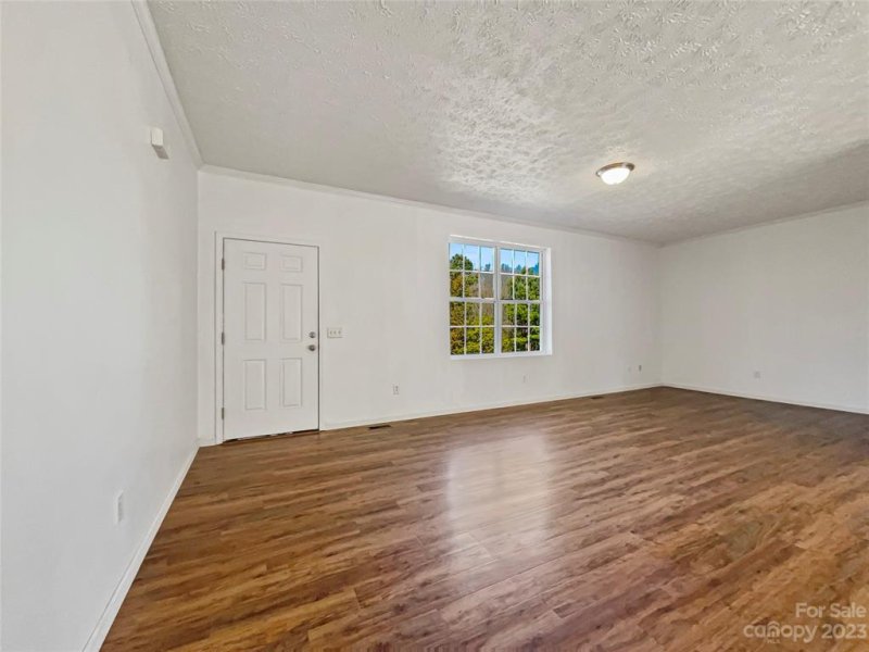 Property image 4 at 1185 Lyndsey Brook Court, Lincolnton, NC 28092