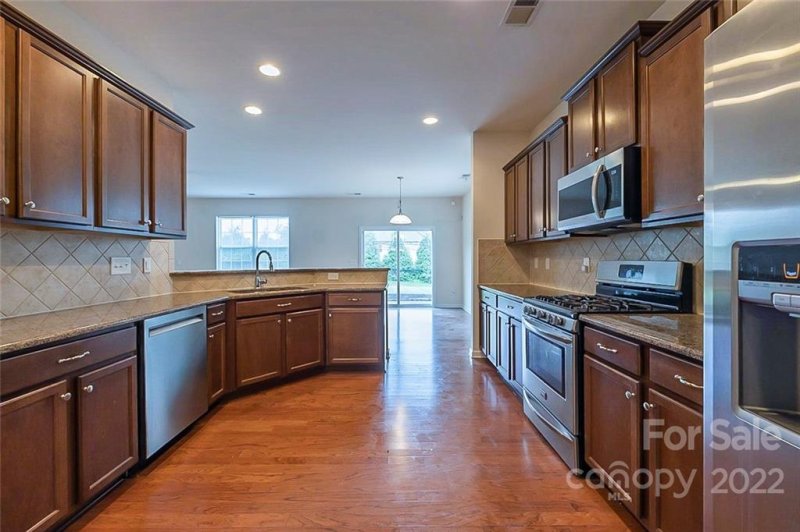 Property image 4 at 8984 Savannah Road, Harrisburg, NC 28075