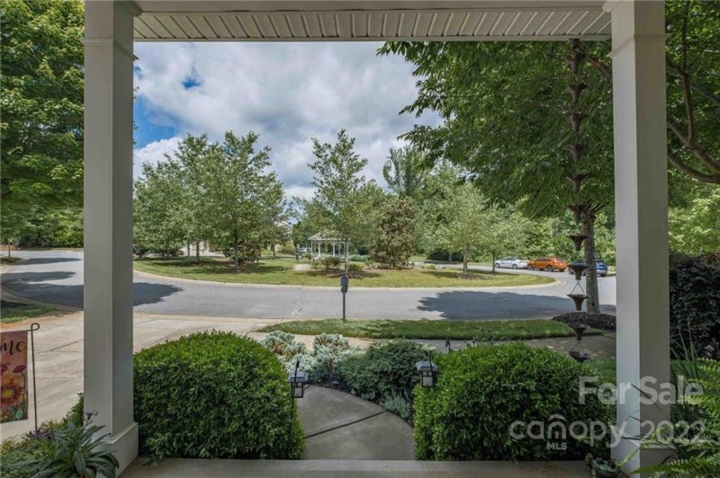 Property image 2 at 10412 Santa Fe Trail, Huntersville, NC 28078