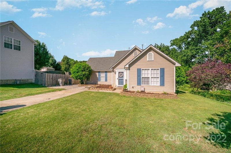 Property image 3 at 2608 Wind Song Court, Concord, NC 28027