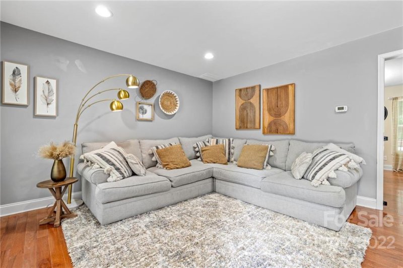 Property image 4 at 52 Kirby Road, Asheville, NC 28806