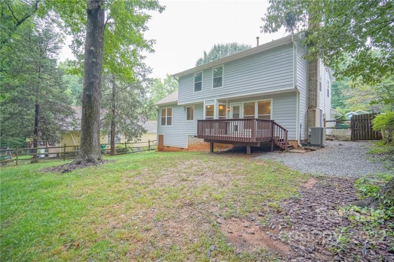 Property image 4 at 10337 Ashley Farm Drive, Matthews, NC 28105