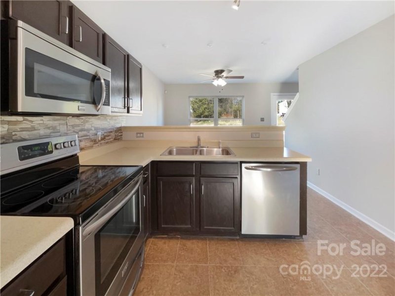 Property image 5 at 2430 Mason Mill Place, Charlotte, NC 28273