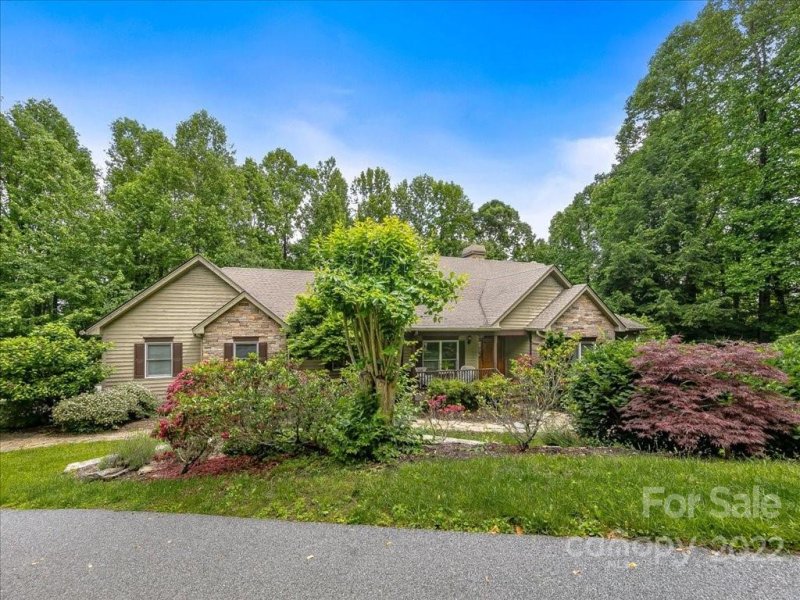 Property image 3 at 140 Mount Hebron Road, Hendersonville, NC 28739