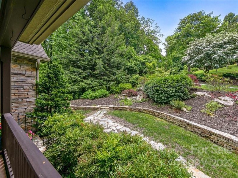 Property image 5 at 140 Mount Hebron Road, Hendersonville, NC 28739