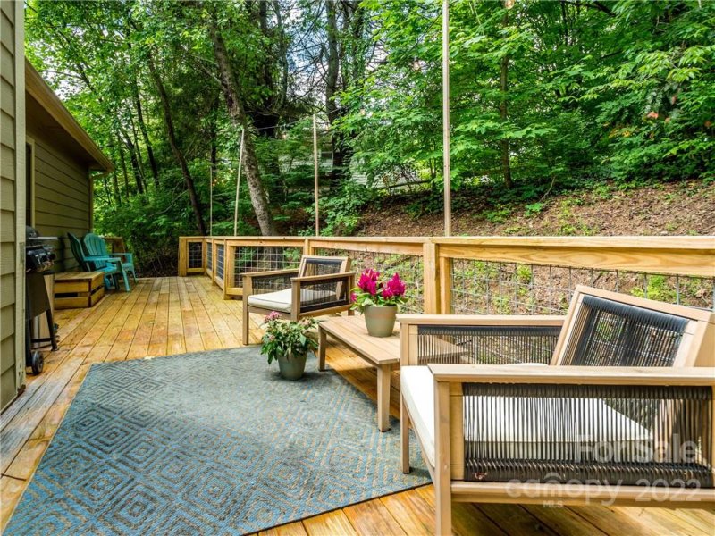 Property image 3 at 8 Turkey Toe Lane, Arden, NC 28704