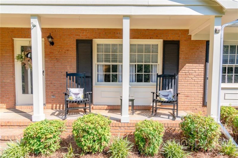 Property image 3 at 125 Heritage Place, Mooresville, NC 28115