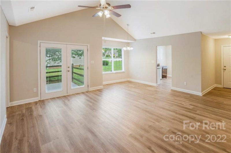 Property image 5 at 6924 Reese Furr Drive, Charlotte, NC 28216