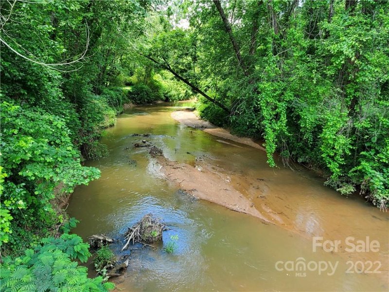 Property image 4 at 7 Rambling Creek Drive, Tryon, NC 28782