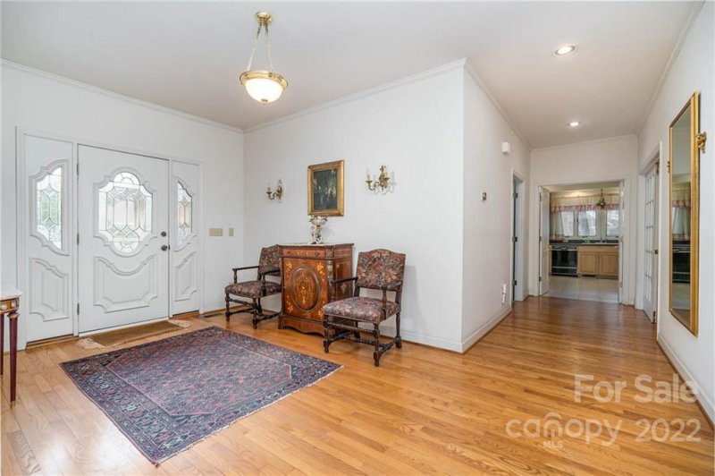 Property image 3 at 5737 Maylandia Road, Charlotte, NC 28269