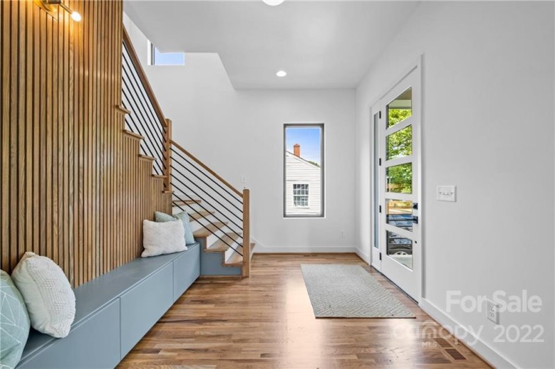 Property image 4 at 1326 Fordham Road, Charlotte, NC 28208