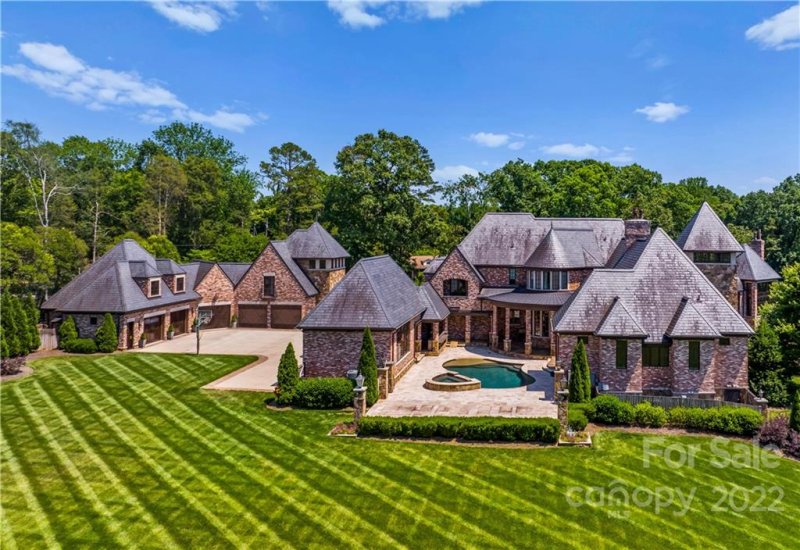 Property image 5 at 5020 Carmel Park Drive, Charlotte, NC 28226