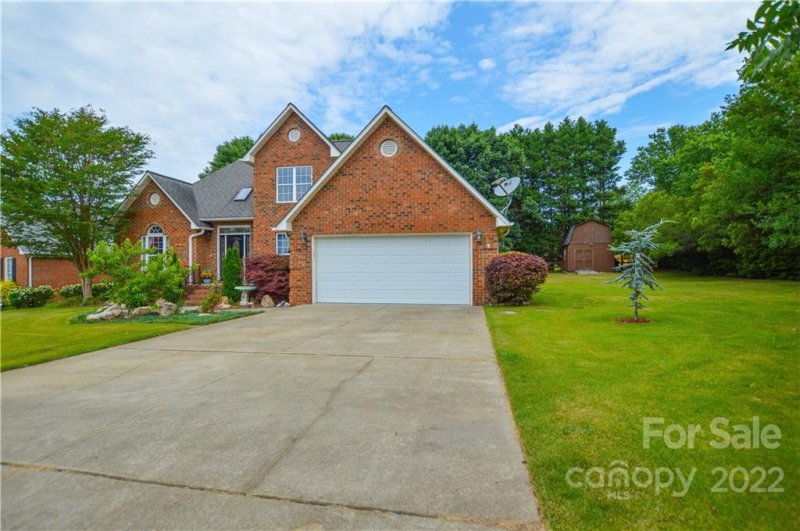 Property image 3 at 104 River Birch Circle, Mooresville, NC 28115