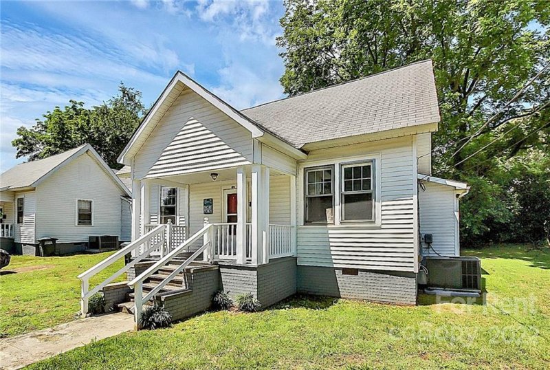 Property image 2 at 309 S Hill Street, Gastonia, NC 28052