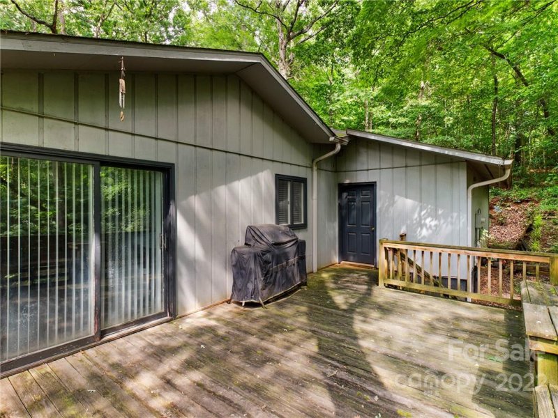 Property image 4 at 1457 Hardwood Circle, Newton, NC 28658