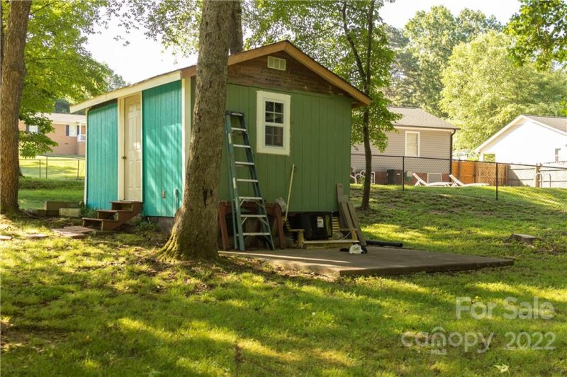 Property image 5 at 306 Dover Drive, Bessemer City, NC 28016