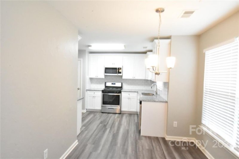 Property image 3 at 11039 Treebranch Drive, Charlotte, NC 28216