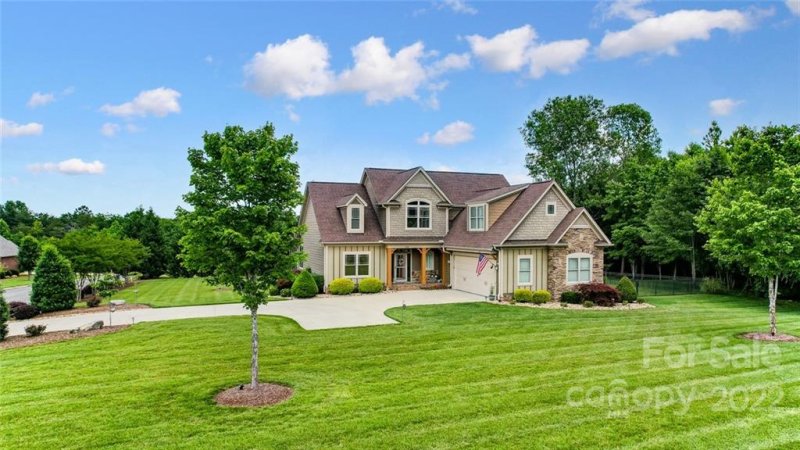 505 Williamsfield Drive