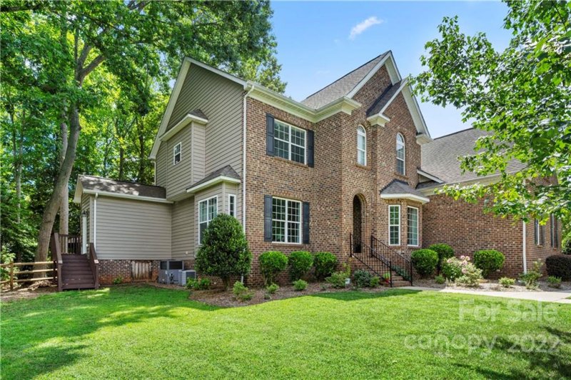 Property image 2 at 3009 Kilbeggan Drive, Lake Wylie, SC 29710
