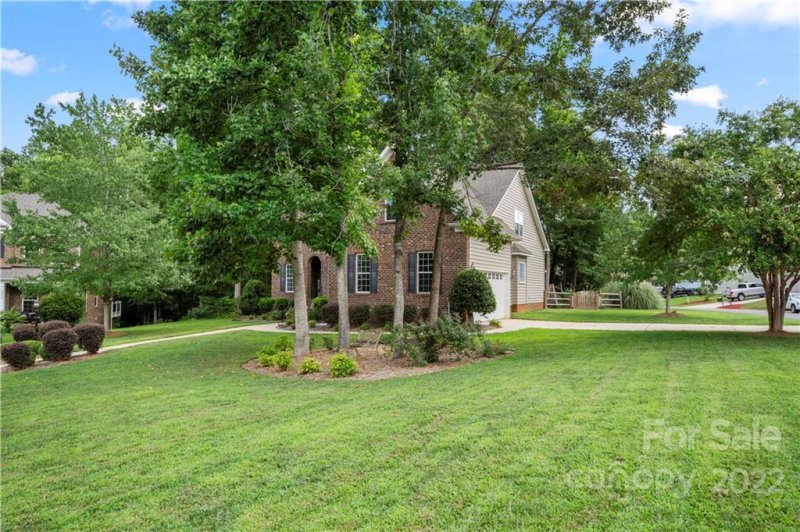 Property image 3 at 3009 Kilbeggan Drive, Lake Wylie, SC 29710