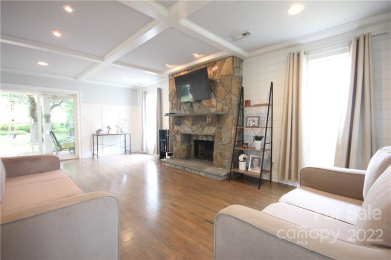 Property image 5 at 3913 Huntmeadow Drive, Charlotte, NC 28269