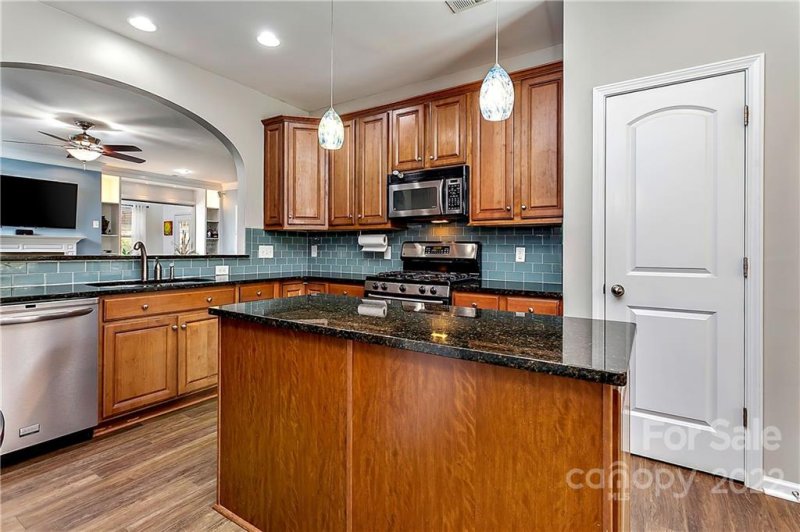 Property image 4 at 15719 Homecoming Way, Charlotte, NC 28278