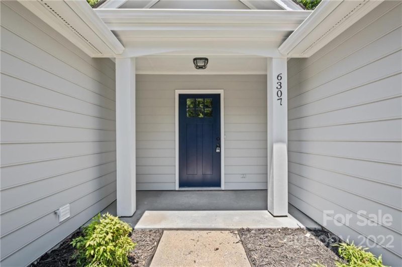 Property image 4 at 6307 Sunstone Drive, Charlotte, NC 28269