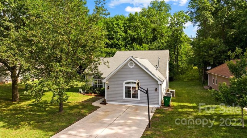 Property image 5 at 12812 Hedgeway Drive, Charlotte, NC 28278