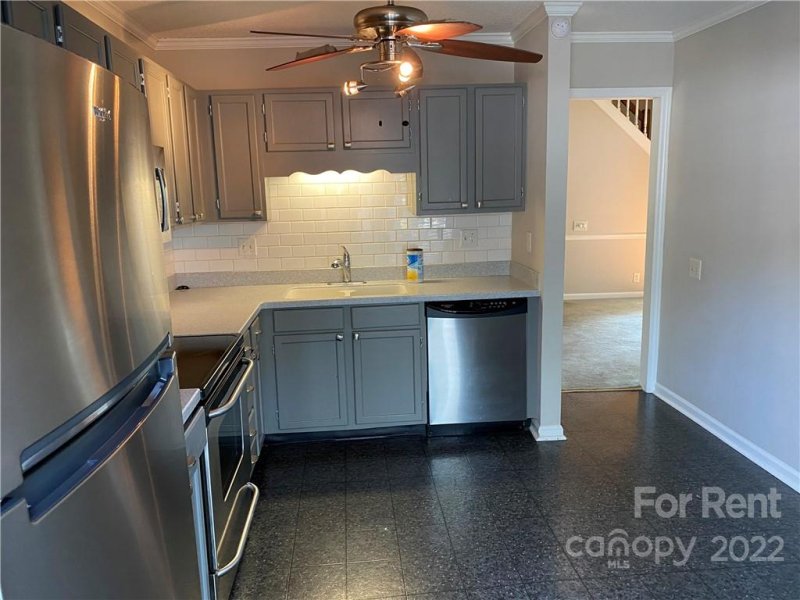 Property image 4 at 7123 Meeting Street, Charlotte, NC 28210