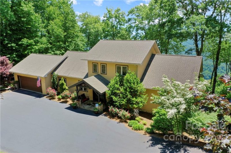 Property image 2 at 522 Woody Lane, Waynesville, NC 28786
