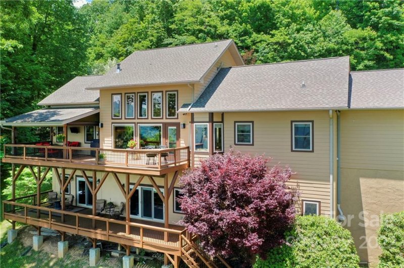 Property image 4 at 522 Woody Lane, Waynesville, NC 28786