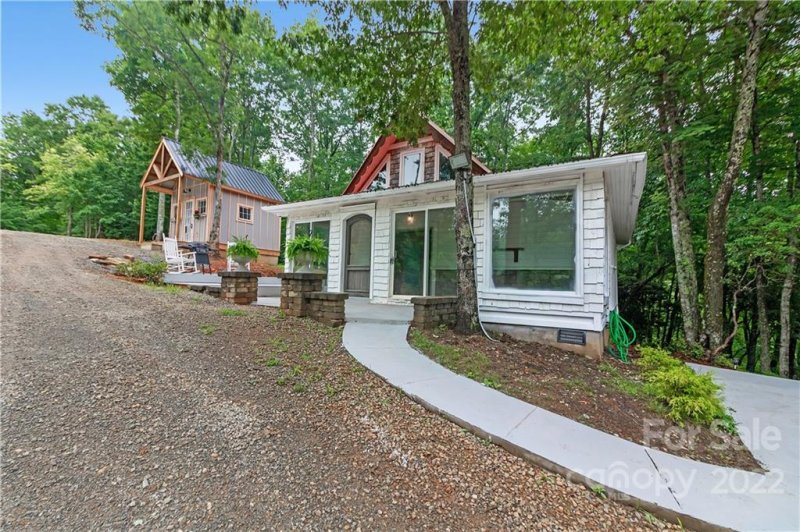 Property image 3 at 132 Bearbottom Trail, Rosman, NC 28772